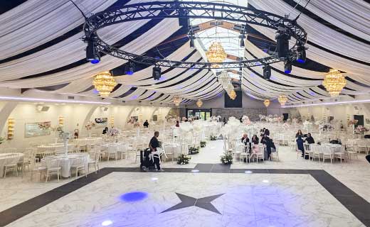 Grande salle de réception 1